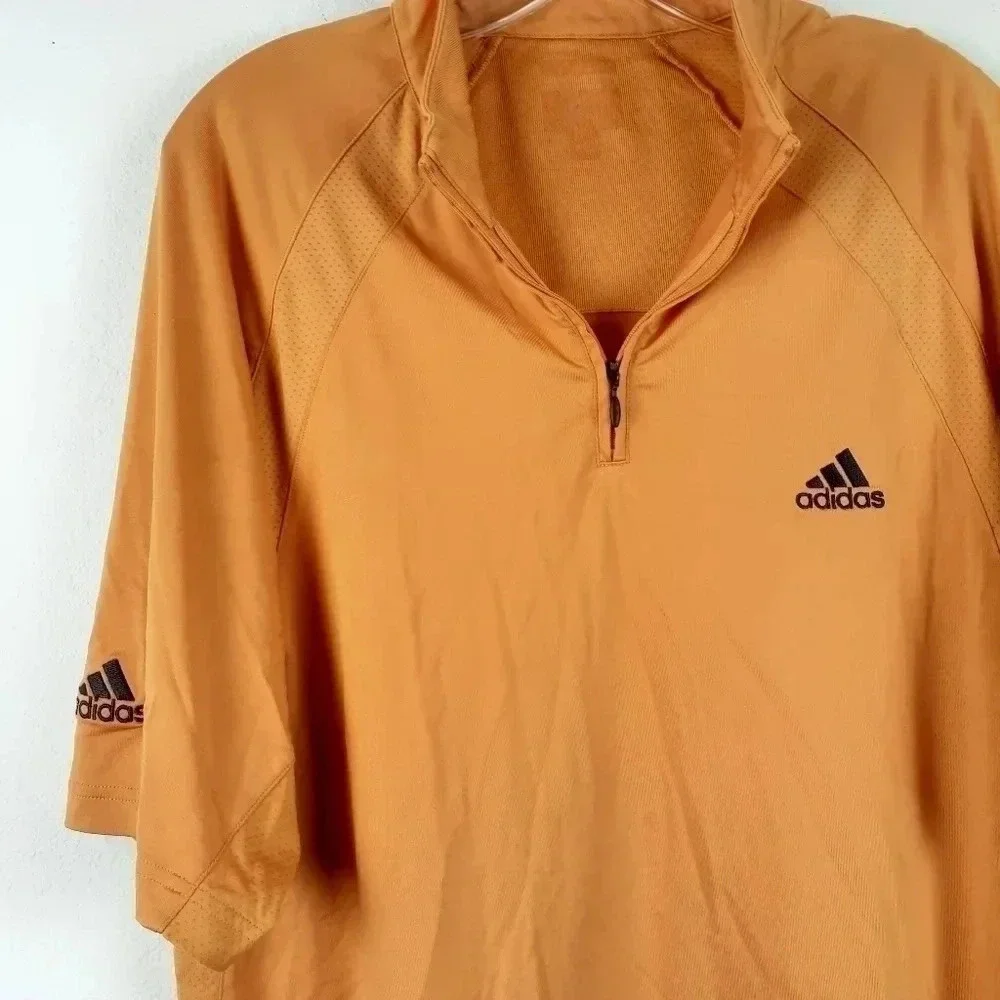 Adidas Active Wear Size Large 1/4 zip